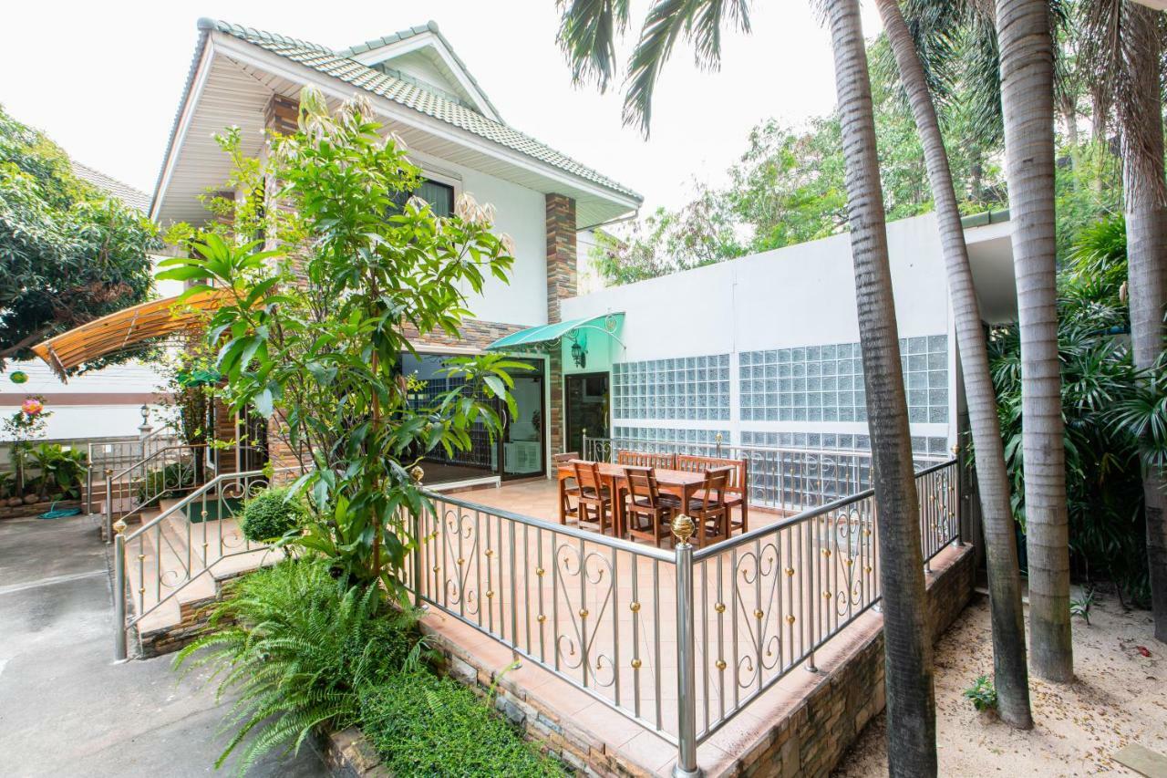 Selina Place Pattaya Exterior foto